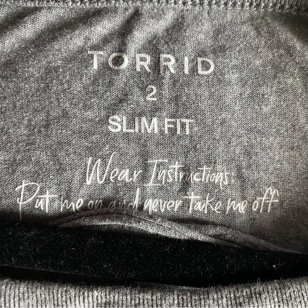 Torrid Slasher Tank - Tapesty Heart (NWOT)​ - Picture 6 of 9